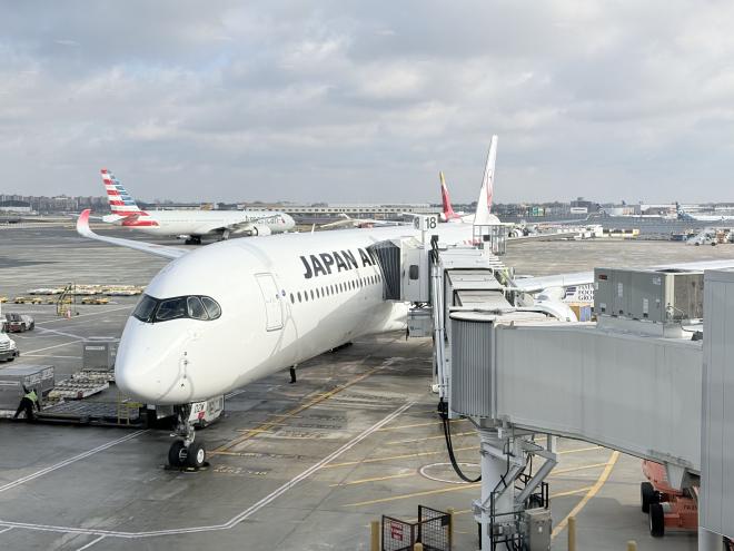 日本航空的 A350-1000