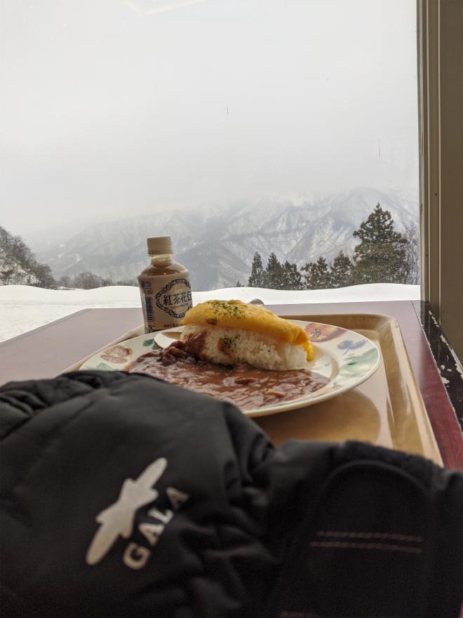 GALA 湯沢滑雪場的歐姆蛋包飯